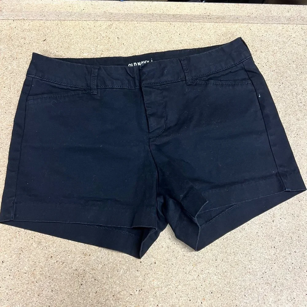 Women‎ short bundle! Size Small.